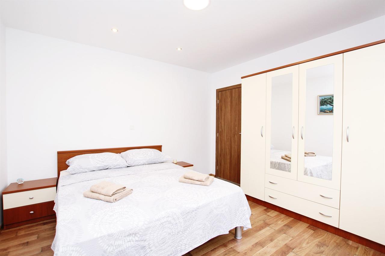 Apartment Anica Trogir Buitenkant foto