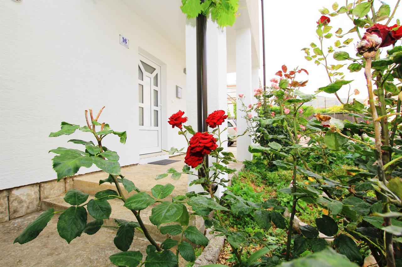 Apartment Anica Trogir Buitenkant foto